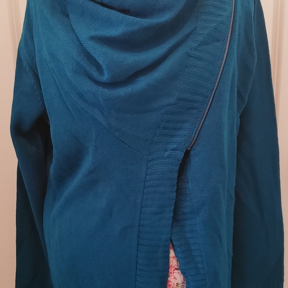NWT NY&CO Teal Cowl-Neck Zip Cardigan - Picture 4 of 6